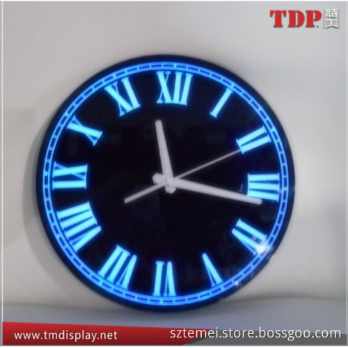 China directly manufacture black round Acrylic Decorative LED Wall Clocks with rechargable battery